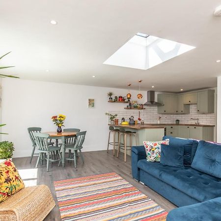 Beach, Hills, Food, Scenic Walks-The Kelp House. Peacehaven Eksteriør billede