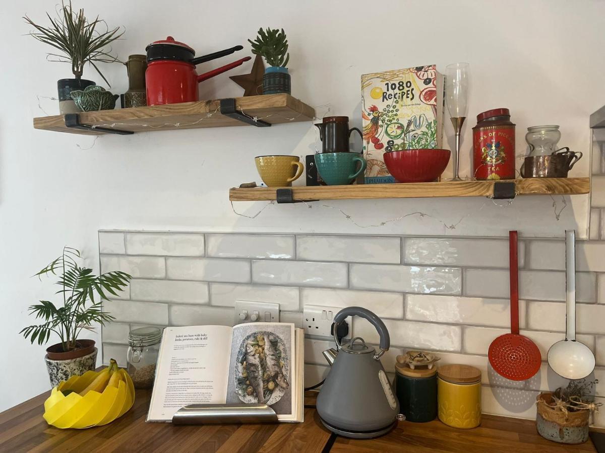 Beach, Hills, Food, Scenic Walks-The Kelp House. Peacehaven Eksteriør billede