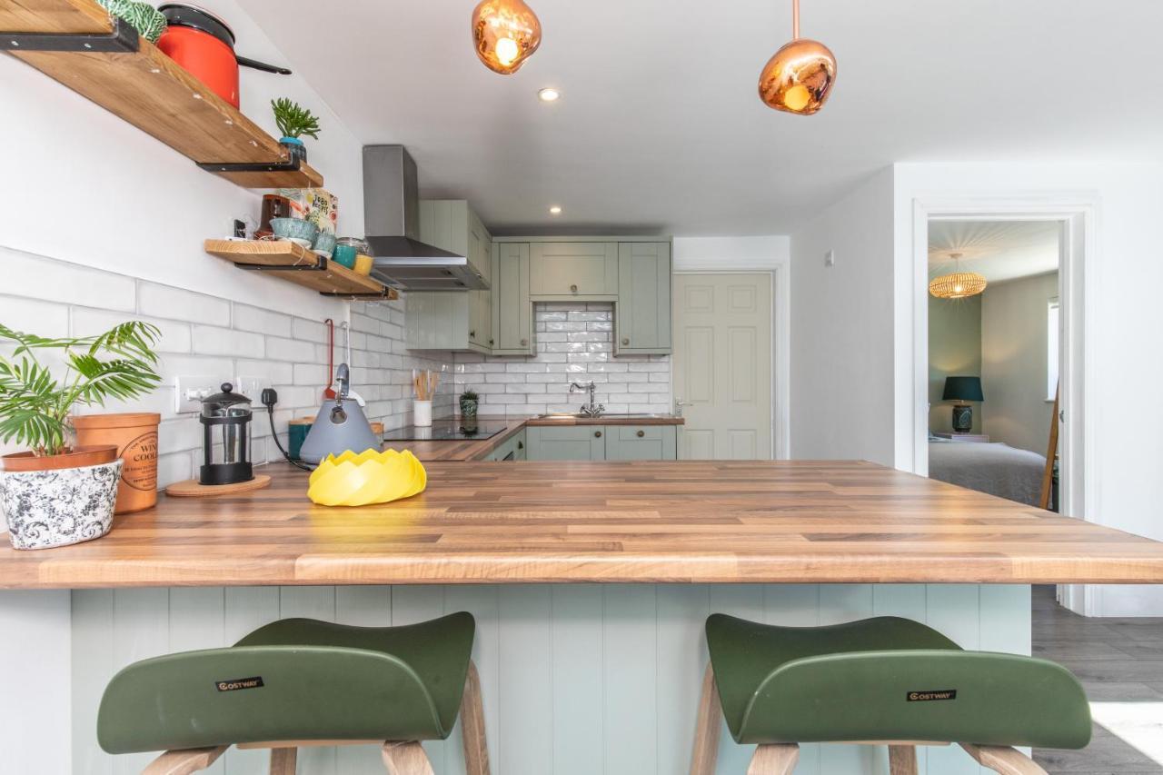 Beach, Hills, Food, Scenic Walks-The Kelp House. Peacehaven Eksteriør billede