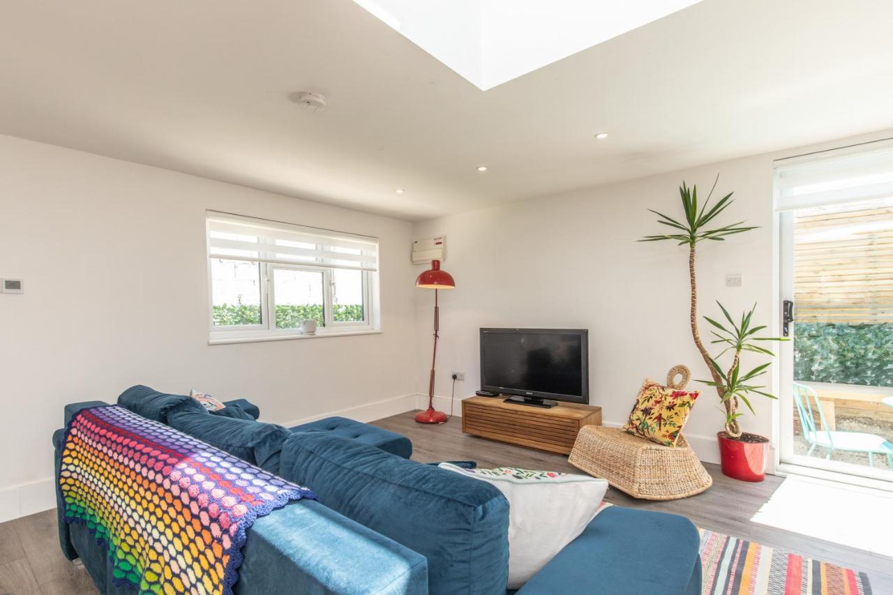 Beach, Hills, Food, Scenic Walks-The Kelp House. Peacehaven Eksteriør billede